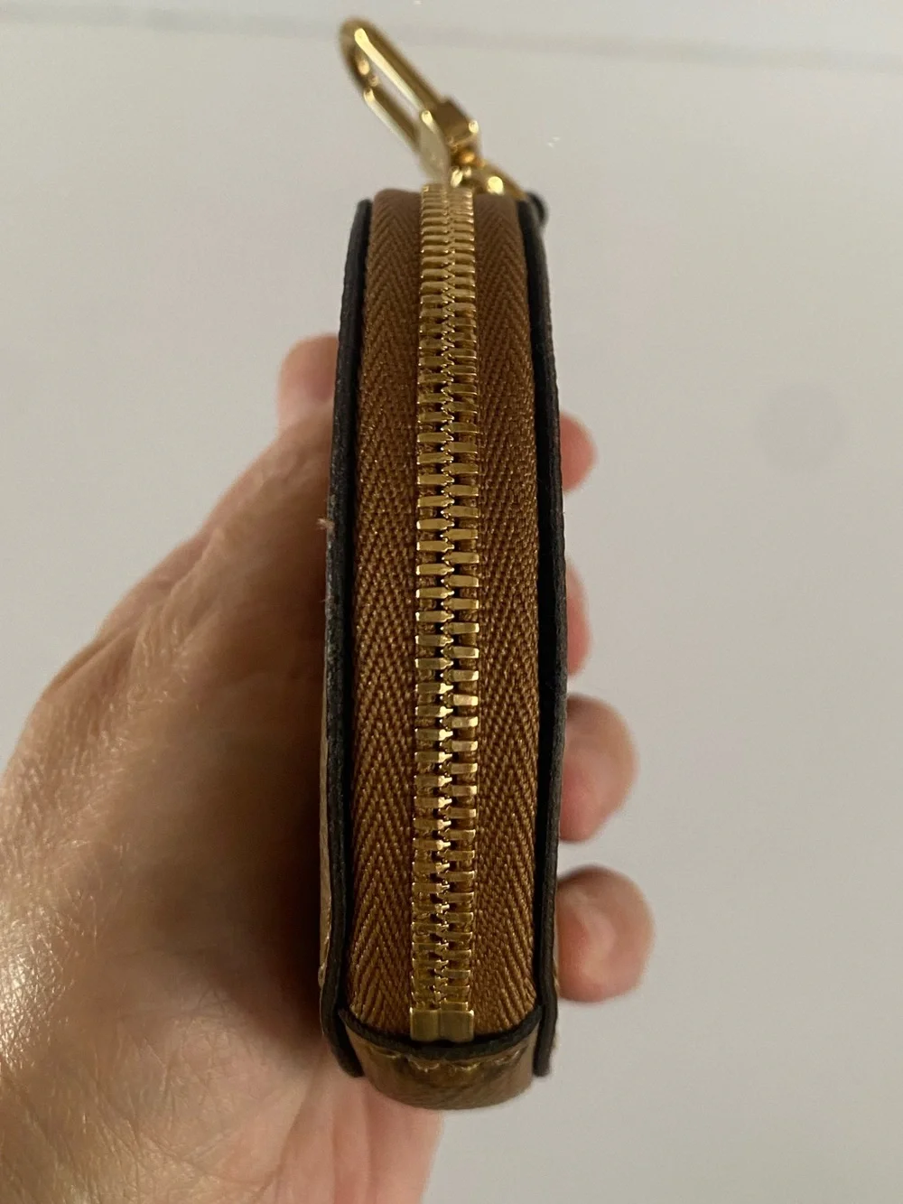 Louis Vuitton round coin purse